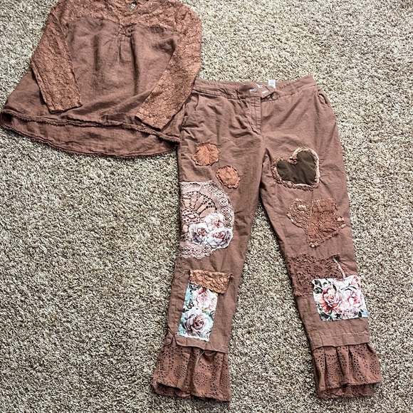 Calvin Klein Pants - Handmade upcycled outfit with patchwork and appliqué Floral Accents